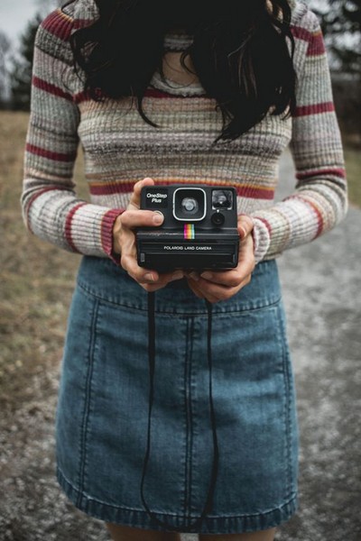 Девушка с фотоаппаратом