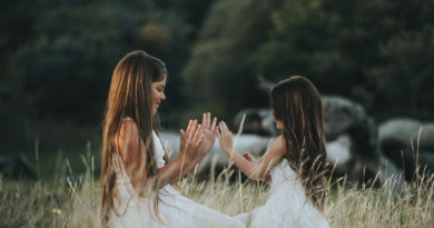 Позы для фотосессии с ребенком